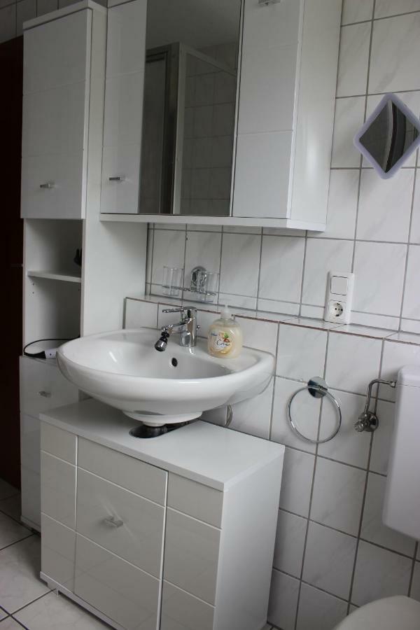 Ferienwohnung Am Waldrand Lemberg Buitenkant foto